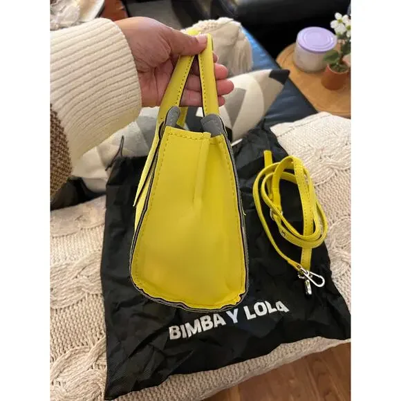Bimba Y Lola Small Crossbody Bag in Yellow with a Black trim✨ - Picture 3 of 10